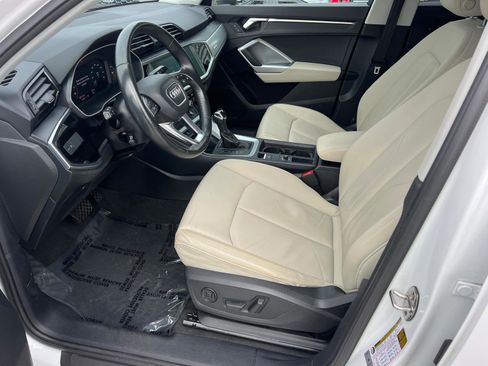 Used 2020 Audi Q3 2.0T Premium w/ Convenience Package image 9