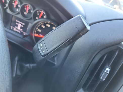 Used 2023 Chevrolet Silverado 1500 Custom image 11