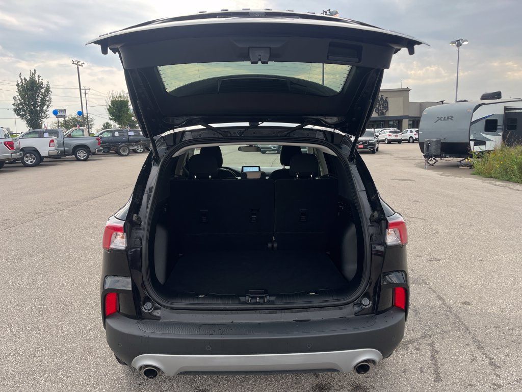 Used 2021 Ford Escape SE AWD/4WD image 40