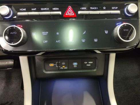 Certified 2025 Hyundai Tucson SEL image 33