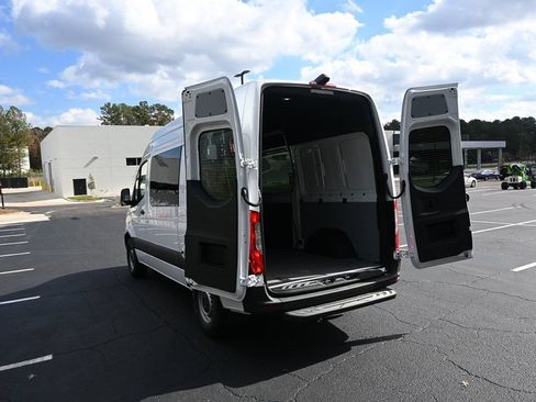 Used 2026 Mercedes-Benz Sprinter 2500 image 30