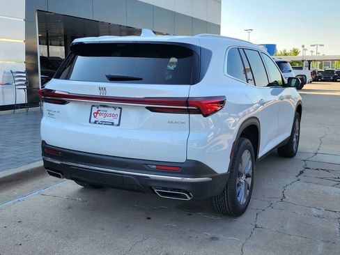 New 2026 Buick Enclave Preferred image 4