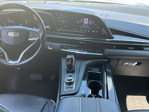 Certified 2024 Cadillac Escalade Sport AWD/4WD image 19