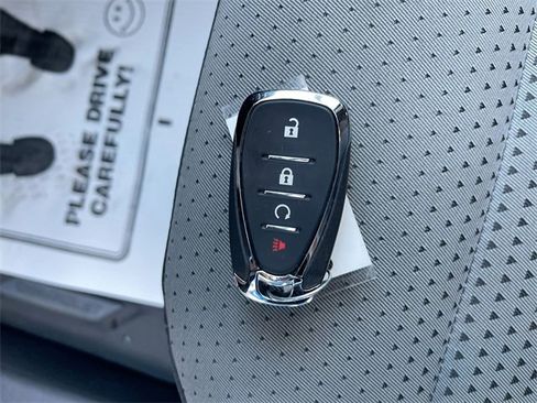 Certified 2024 Chevrolet Trax LT w/ Driver Confidence Package image 33