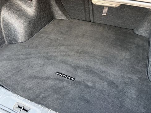 Used 2024 Nissan Altima 2.5 SV image 31