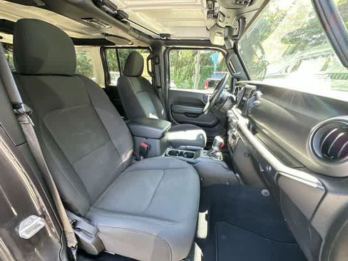 Used 2021 Jeep Wrangler Unlimited Sport AWD/4WD image 22
