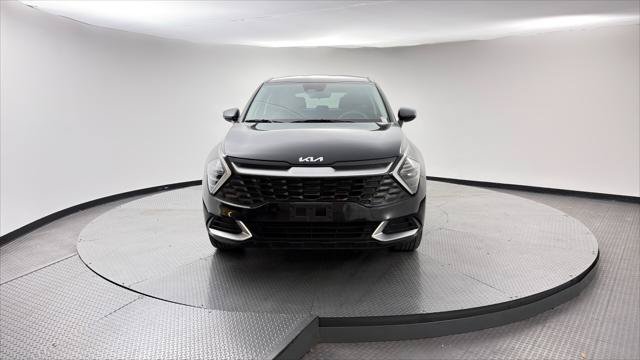 Used 2025 Kia Sportage LX FWD image 12