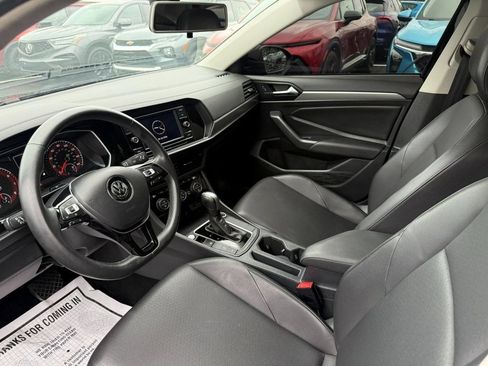 Used 2020 Volkswagen Jetta SE FWD image 11