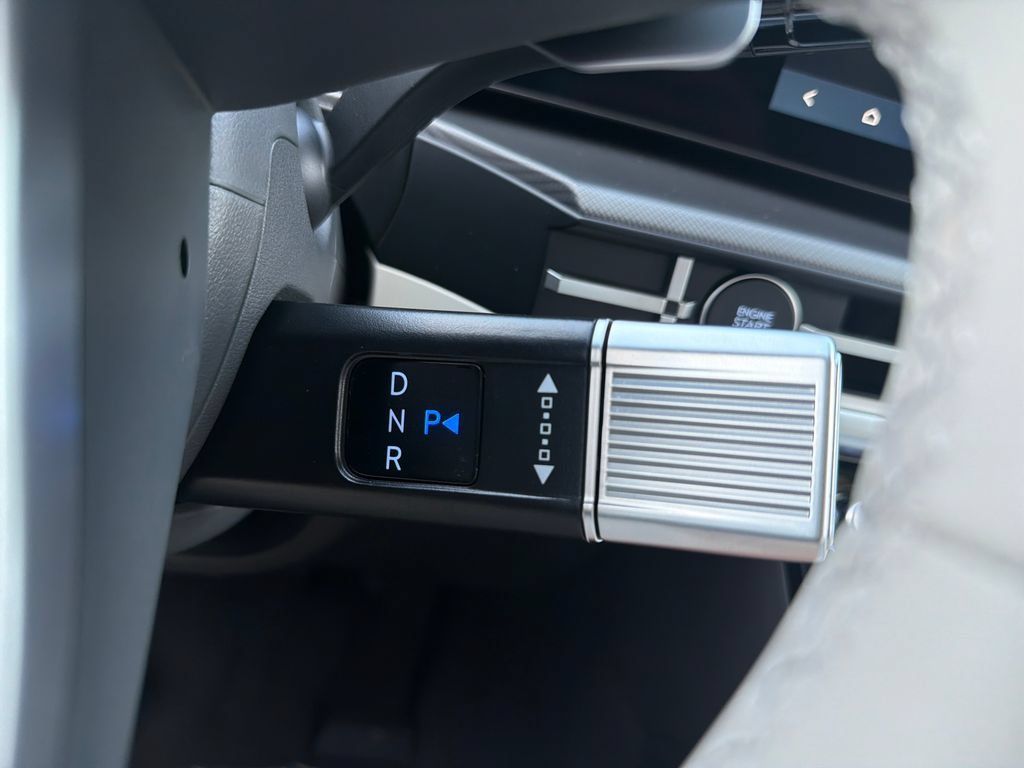 New 2027 Hyundai Santa Fe SEL FWD image 32