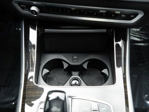 Used 2019 BMW X5 xDrive40i w/ Parking Assistance Package image 40