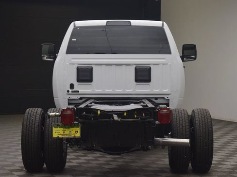 New 2026 RAM 3500 Tradesman AWD/4WD image 12
