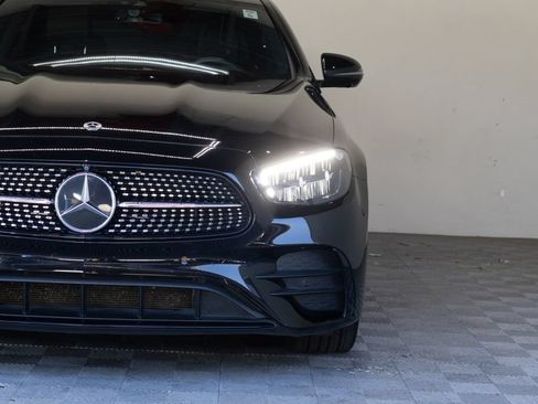 Used 2022 Mercedes-Benz E 350 Sedan image 5