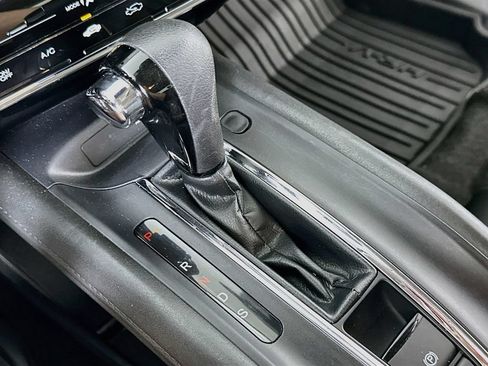 Used 2021 Honda HR-V EX image 31