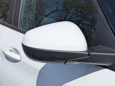 Used 2022 Chevrolet TrailBlazer LT w/ Convenience Package image 12