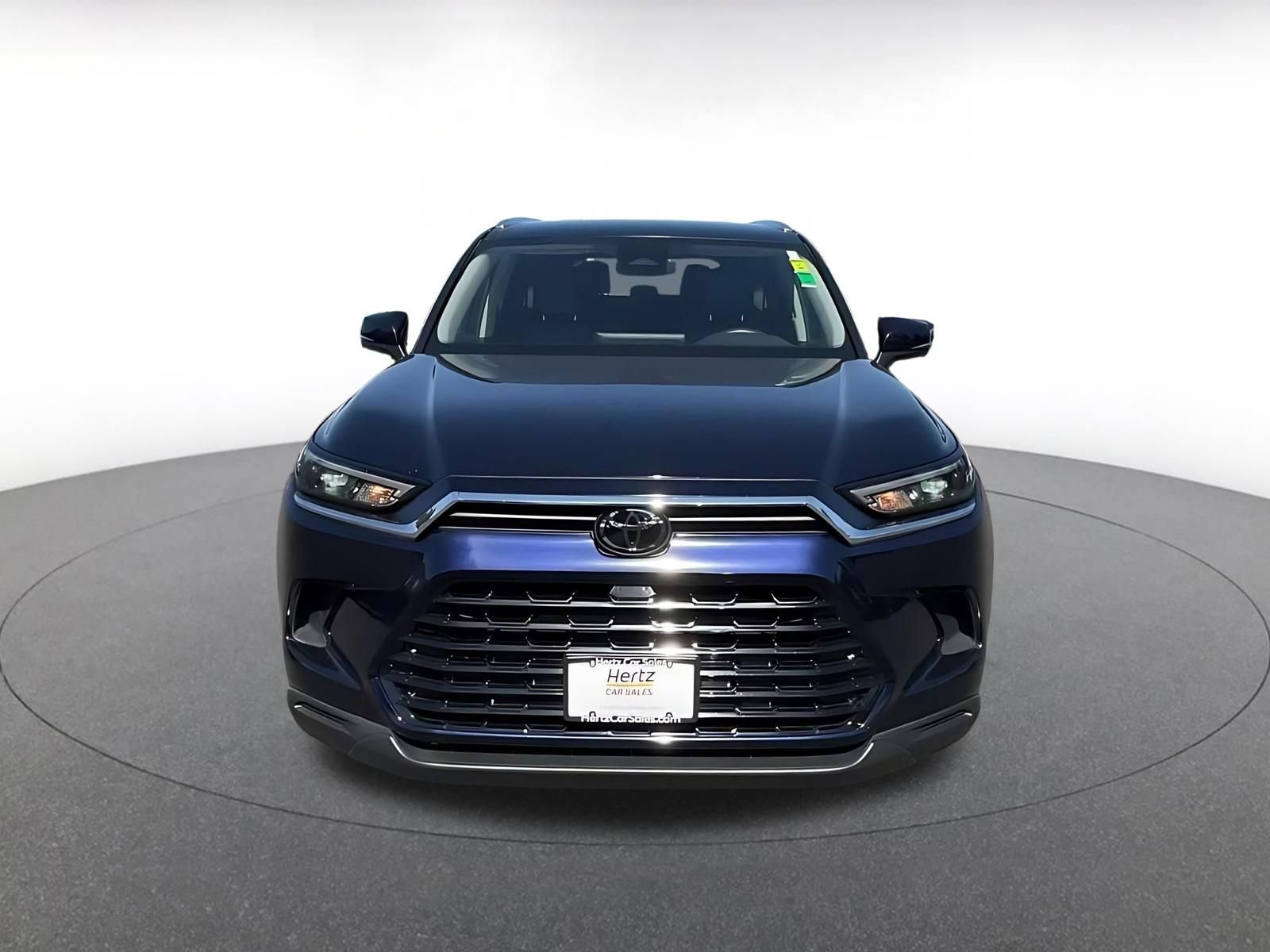 Used 2025 Toyota Grand Highlander FWD image 4