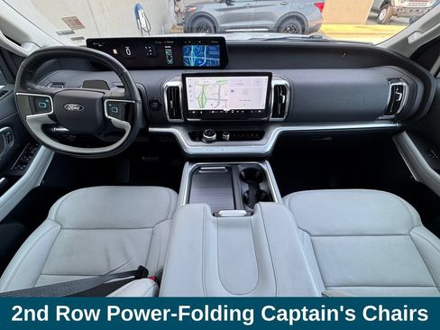 Used 2025 Ford Expedition Platinum AWD/4WD image 8