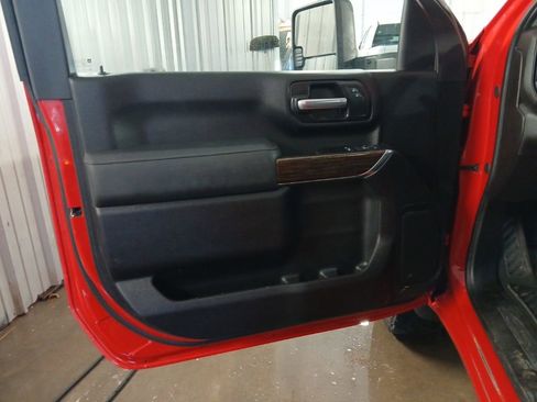 Used 2025 GMC Sierra 3500 SLE image 29