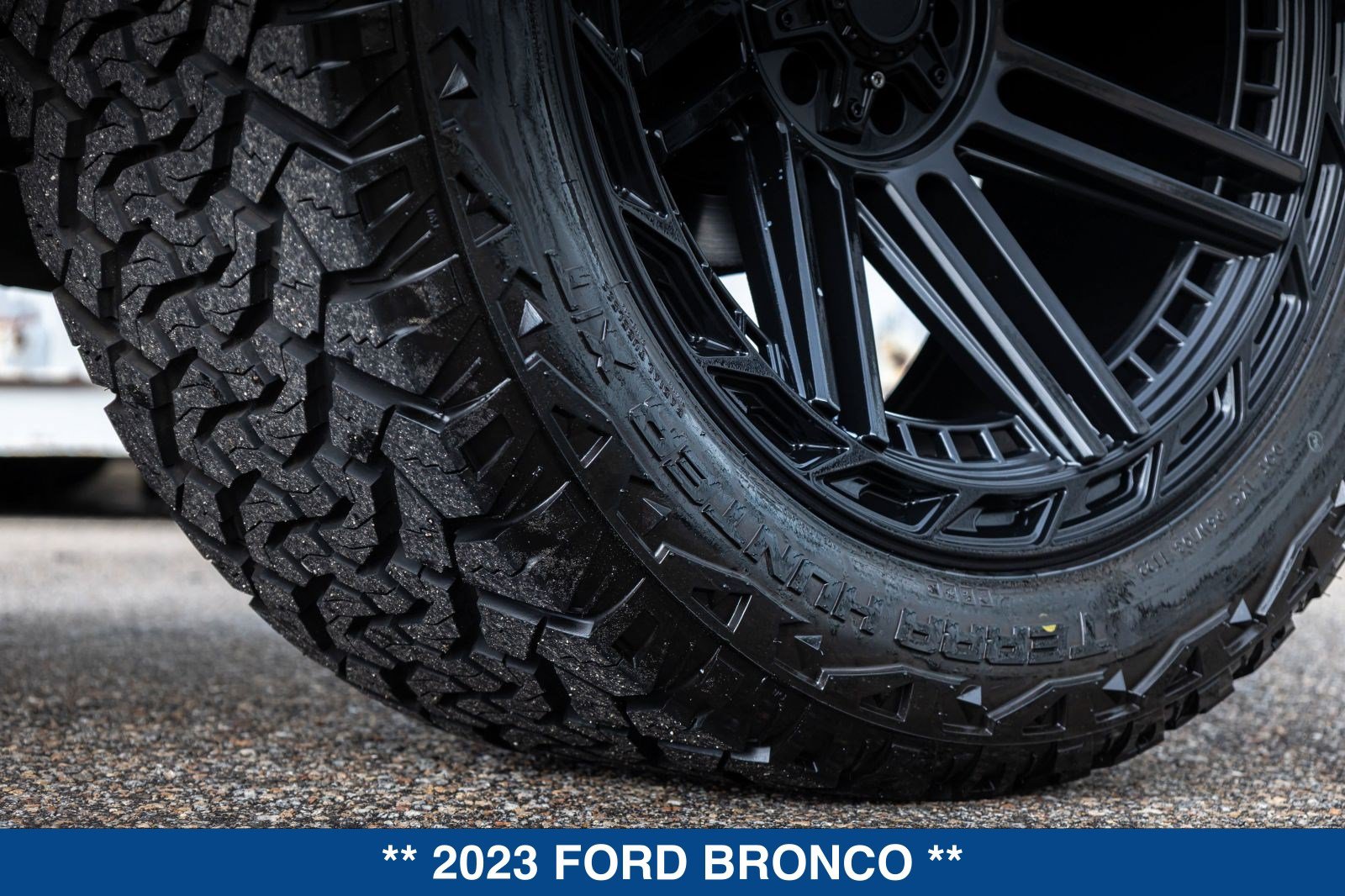 Used 2023 Ford Bronco Badlands AWD/4WD image 31