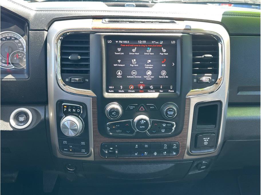 Used 2018 RAM 1500 Laramie w/ Convenience Group AWD/4WD image 17