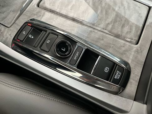 Used 2019 Acura RLX w/ Technology Package FWD image 17