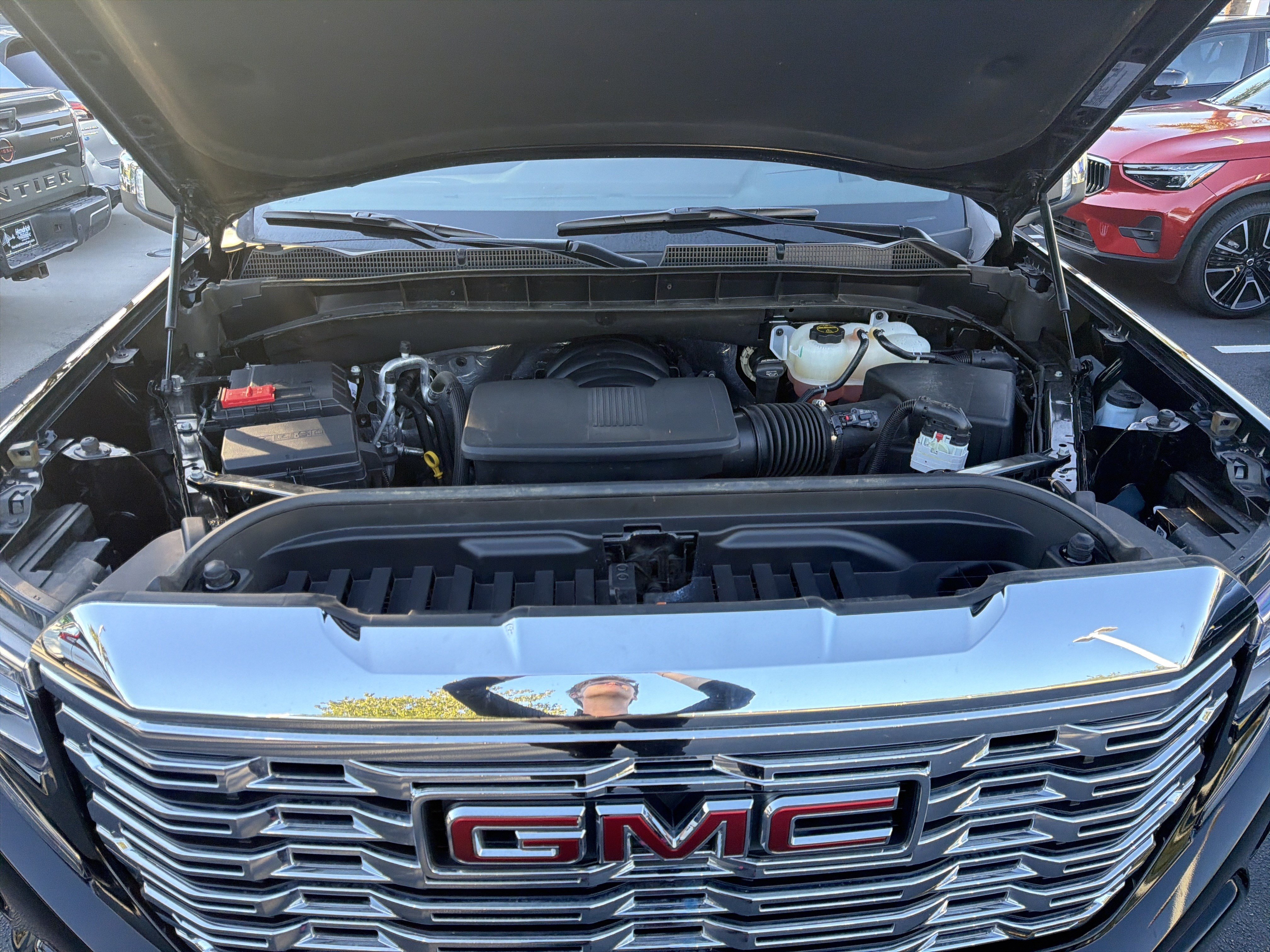 Used 2025 GMC Sierra 1500 Denali AWD/4WD image 36