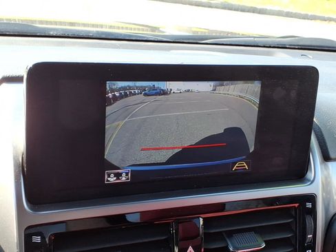 Used 2023 Lexus GX 460 Premium w/ Premium Plus Package image 20