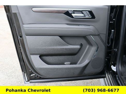 New 2026 Chevrolet Suburban LS image 23