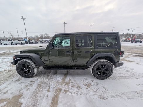 Used 2022 Jeep Wrangler Unlimited Sport image 6