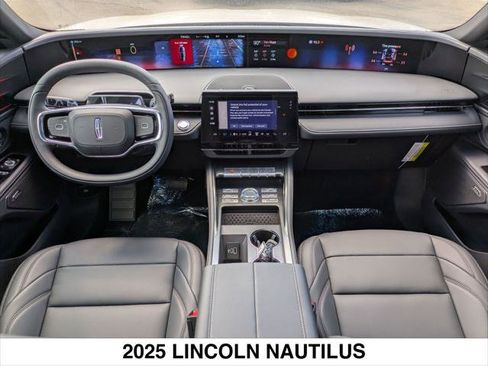 New 2025 Lincoln Nautilus Premier w/ Equipment Group 102A image 12