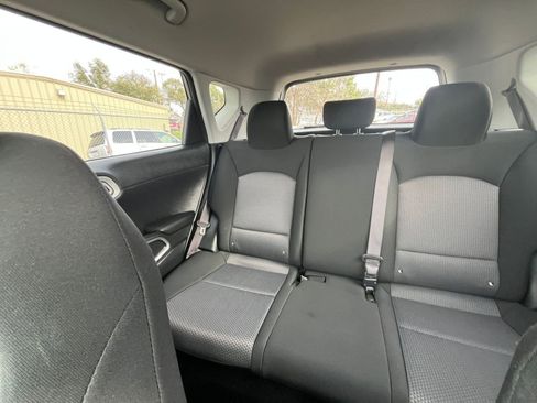 Used 2025 Kia Soul LX w/ LX Technology Package image 37