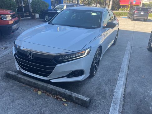 Used 2022 Honda Accord Sport image 10