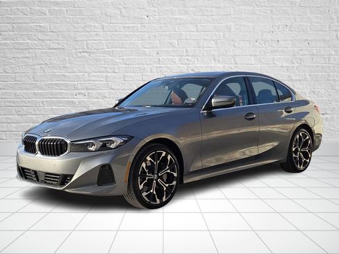 Certified 2025 BMW 330i xDrive Sedan image 3