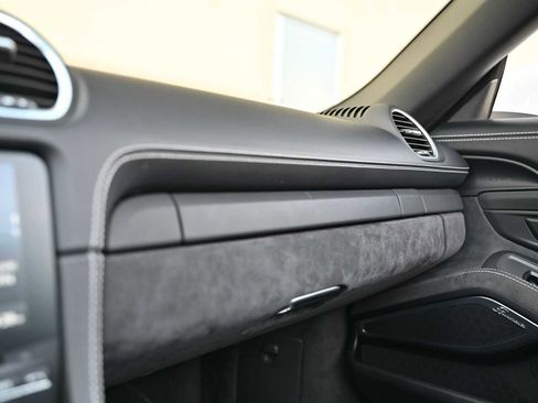 Used 2020 Porsche 718 Boxster Spyder image 22