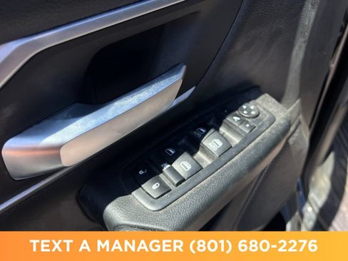 Used 2020 RAM 1500 Big Horn AWD/4WD image 14