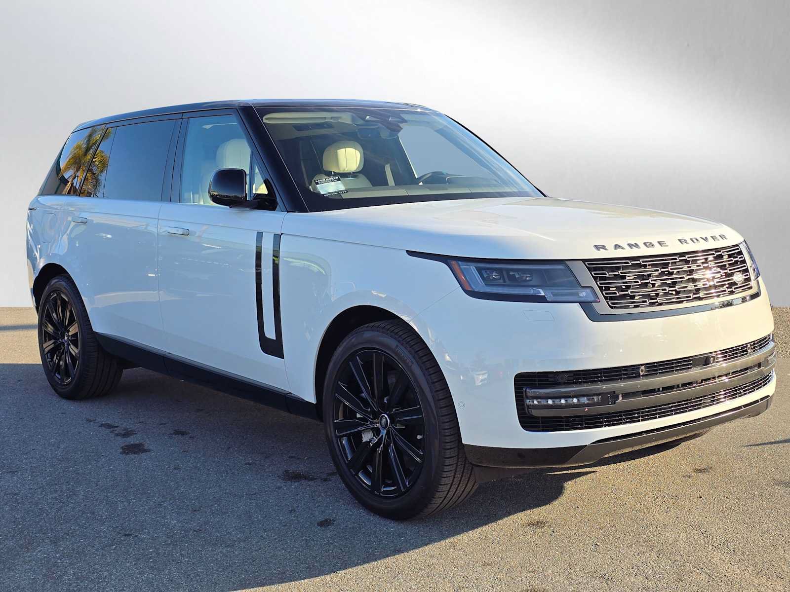 New 2025 Land Rover Range Rover Long Wheelbase SE AWD/4WD image 7