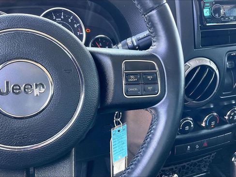 Used 2016 Jeep Wrangler Sport w/ Quick Order Package 24S AWD/4WD image 9