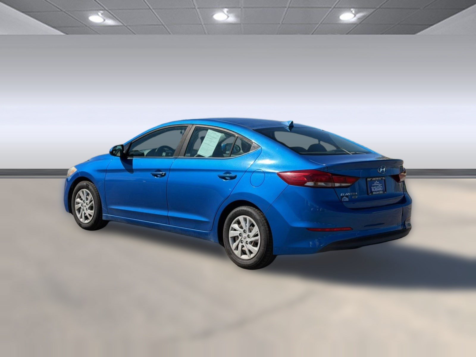Used 2017 Hyundai Elantra SE FWD image 3
