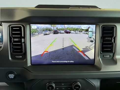 Used 2025 Ford Bronco Big Bend AWD/4WD image 16