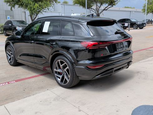 Certified 2025 Audi SQ6 e-tron Prestige w/ Premium Plus AWD/4WD image 8