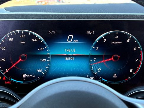 Used 2020 Mercedes-Benz GLE 350 4MATIC image 17