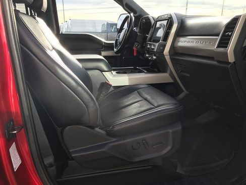 Certified 2022 Ford F350 Lariat w/ Lariat Value Package image 18