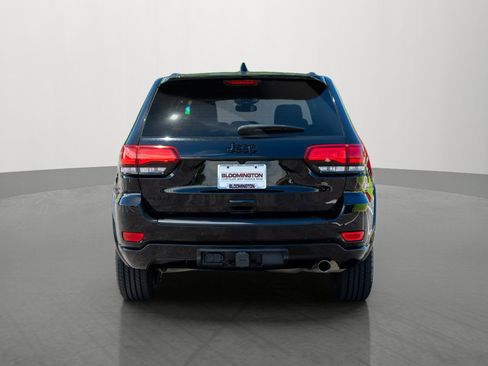 Used 2022 Jeep Grand Cherokee Laredo X AWD/4WD image 6
