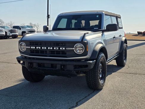 Used 2022 Ford Bronco Black Diamond AWD/4WD image 3