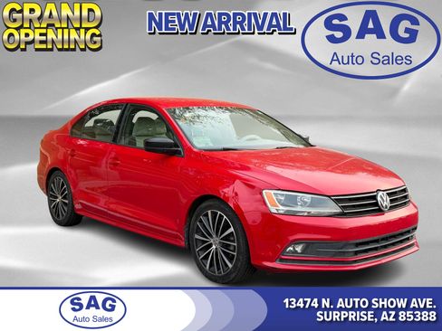 Used 2016 Volkswagen Jetta Sport image 1