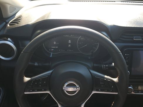 Certified 2023 Nissan Versa SR w/ Trunk Package image 21