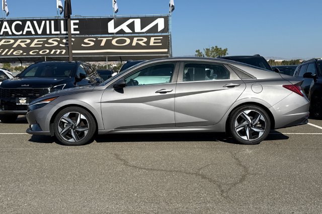 Used 2021 Hyundai Elantra Limited FWD image 9