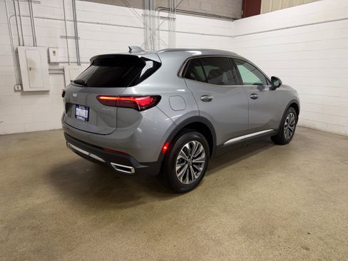Used 2025 Buick Envision Preferred AWD/4WD image 9