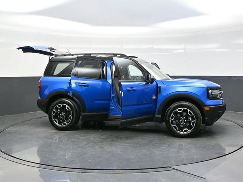 Used 2025 Ford Bronco Sport Outer Banks w/ Outer Banks Tech Package+ image 40