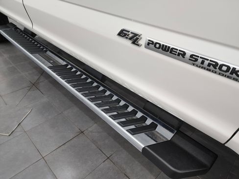 Used 2017 Ford F250 Lariat w/ Lariat Ultimate Package image 27