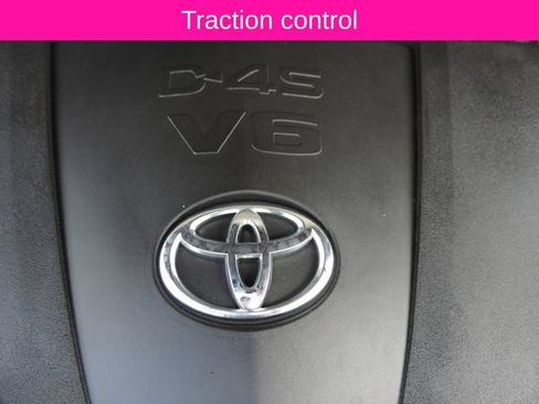 Used 2019 Toyota Highlander Plus FWD image 19